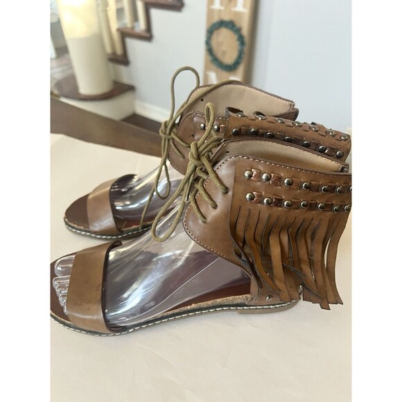 Elite By Corkys Women's Fringe Gladiator Sandals.  Size 39 8.5 8 - Picture 1 of 10